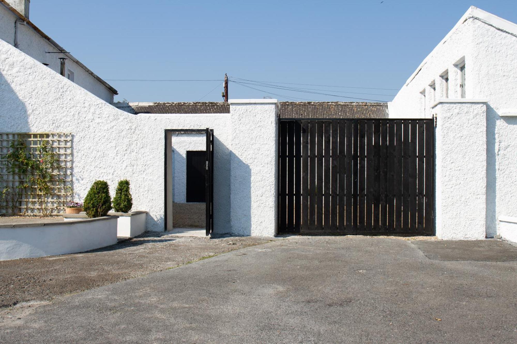 Hill House Lodge Sleeps 6 Overlooking The Rock Of Cashel キャッシェル エクステリア 写真