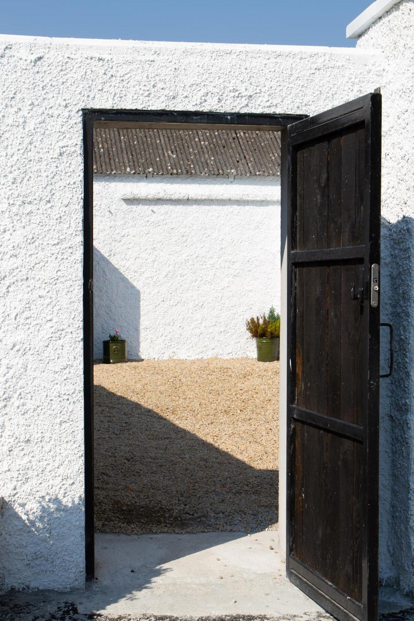 Hill House Lodge Sleeps 6 Overlooking The Rock Of Cashel キャッシェル エクステリア 写真